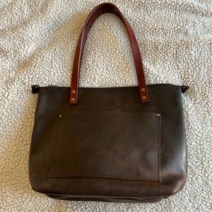 PLG Medium Tote in Canyon w/Zipper - EUC